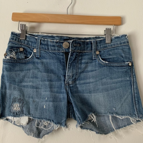Rock & Republic Pants - Rock and Republic denim shorts, size 27